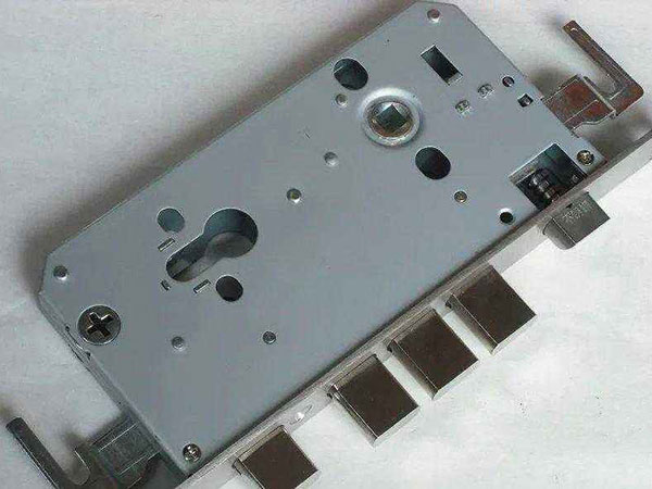 信丰24小时上门开锁公司